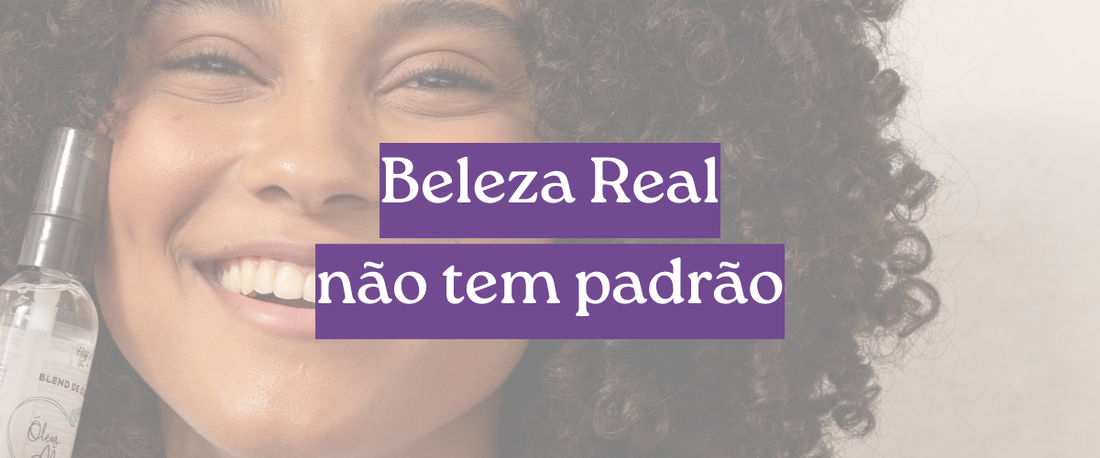 Texto sobre beleza real e cabelo natural, destacando autoaceitação, quebra de padrões, identidade e fortalecimento da autoestima por meio do cuidado com fios cacheados e crespos.