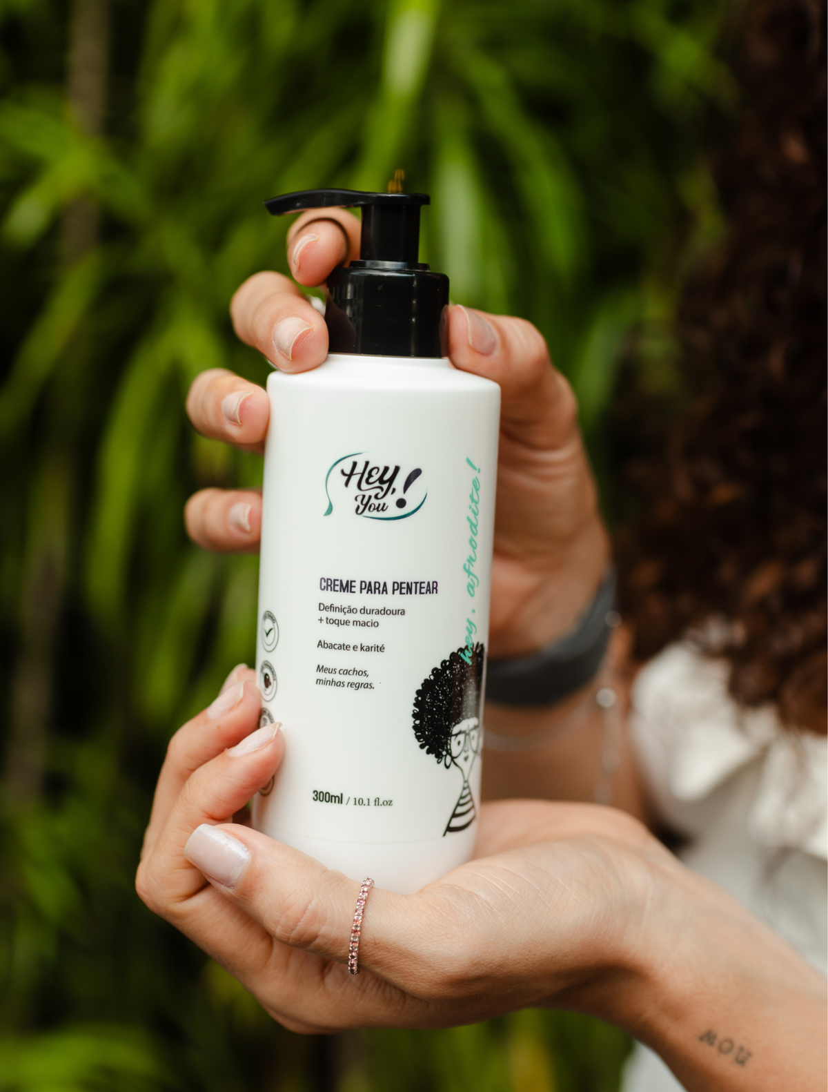 Creme para Pentear Low Poo – Definição & Super Brilho | Hey, Afrodite! 300ml